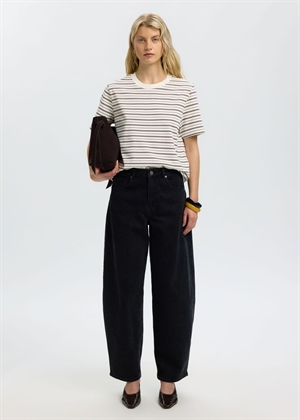 Essential ss striped boxy tee Delicioso Stripes Multi Stripes Selected Femme 